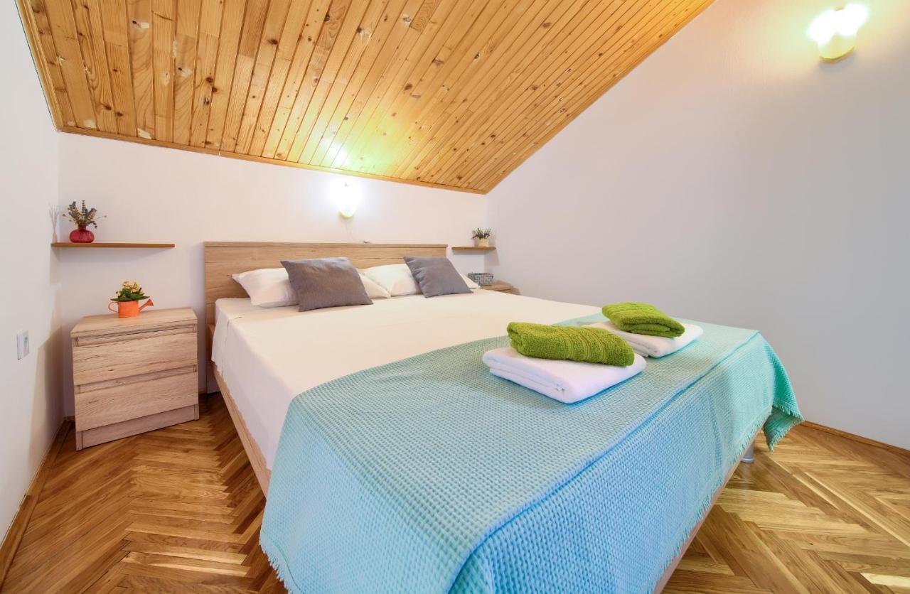 Apartment Lipovac มาลินสกา ภายนอก รูปภาพ