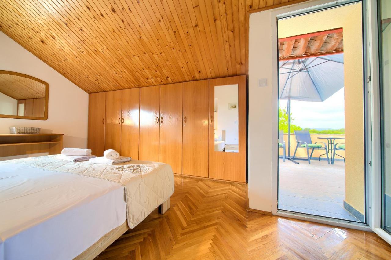 Apartment Lipovac มาลินสกา ภายนอก รูปภาพ