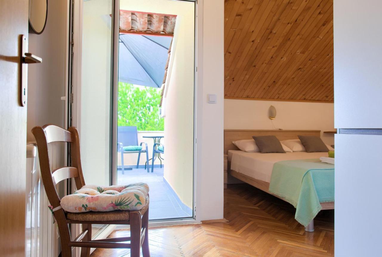 Apartment Lipovac มาลินสกา ภายนอก รูปภาพ